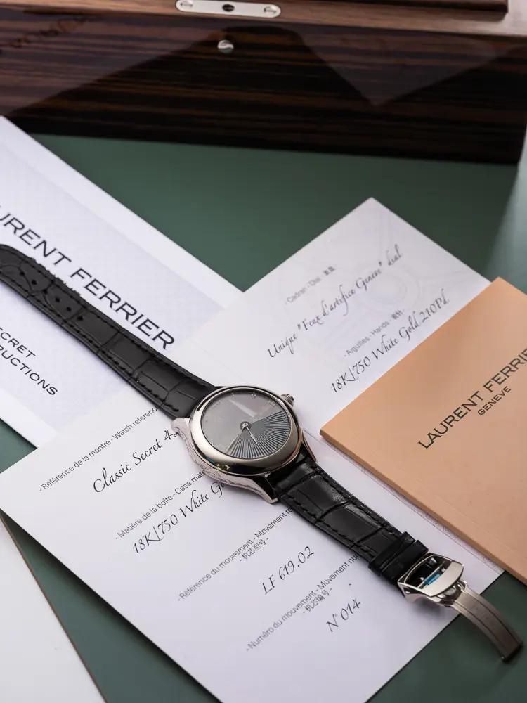 Laurent Ferrier, PIECE UNIQUE Galet Secret Tourbillon Image 1++