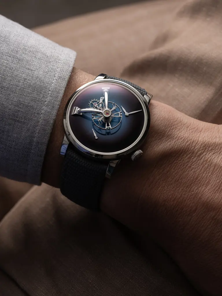 MB&F, LM101 x H. Moser Blue Dial No. 15/15 Image 1++