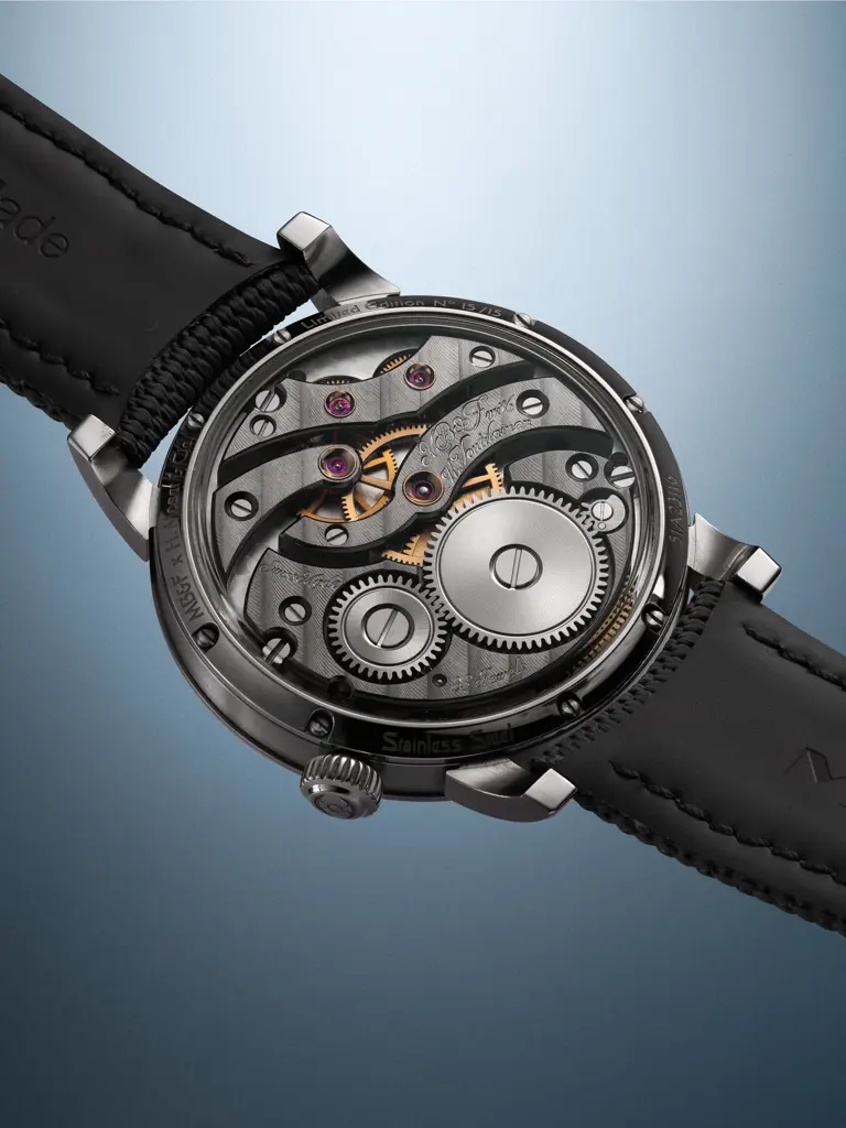 MB&F, LM101 x H. Moser Blue Dial No. 15/15 Image 1++