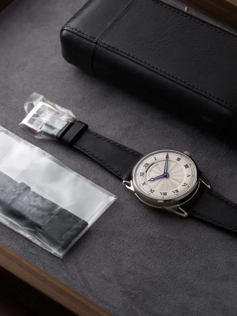 De Bethune, "Special Request" DB25 Blue Power Reserve Image 1++