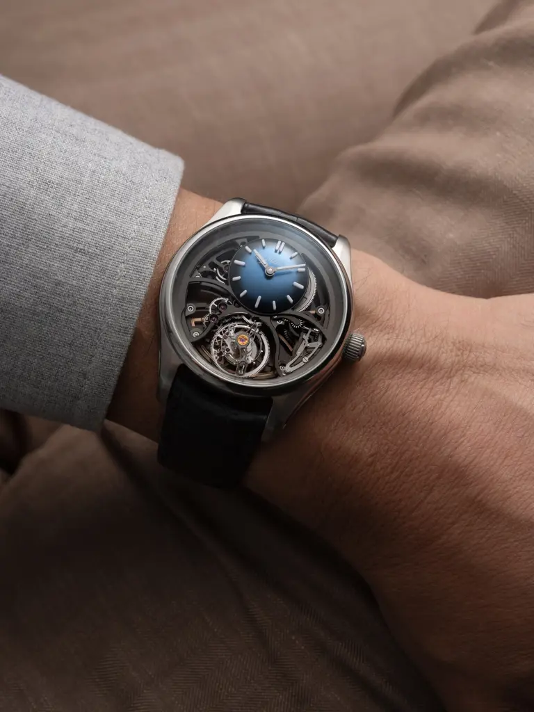 H. Moser & Cie, Pioneer Cylindrical Tourbillon Image 1++